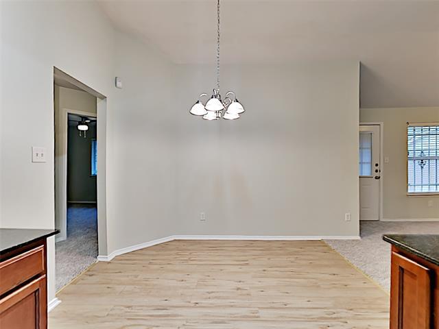 Foto del edificio - 1602 Canary Island Ct
