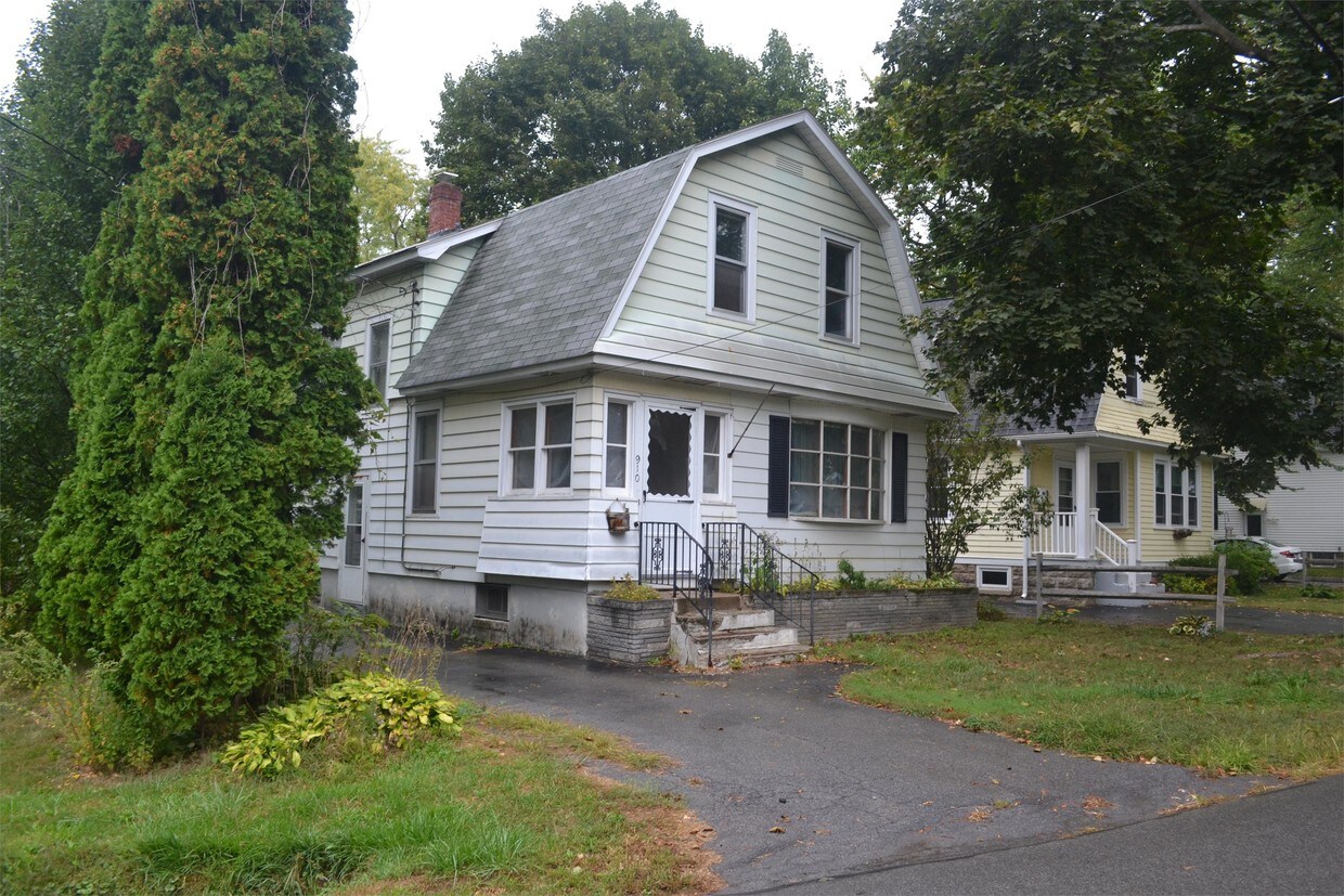 910 Pleasantview Ave, Scotia, NY 12302 House Rental in Scotia, NY