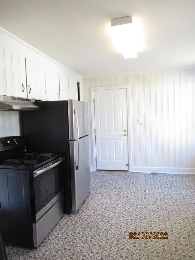 1914 W Oakland Ave, Sumter, SC 29150 House Rental in Sumter, SC