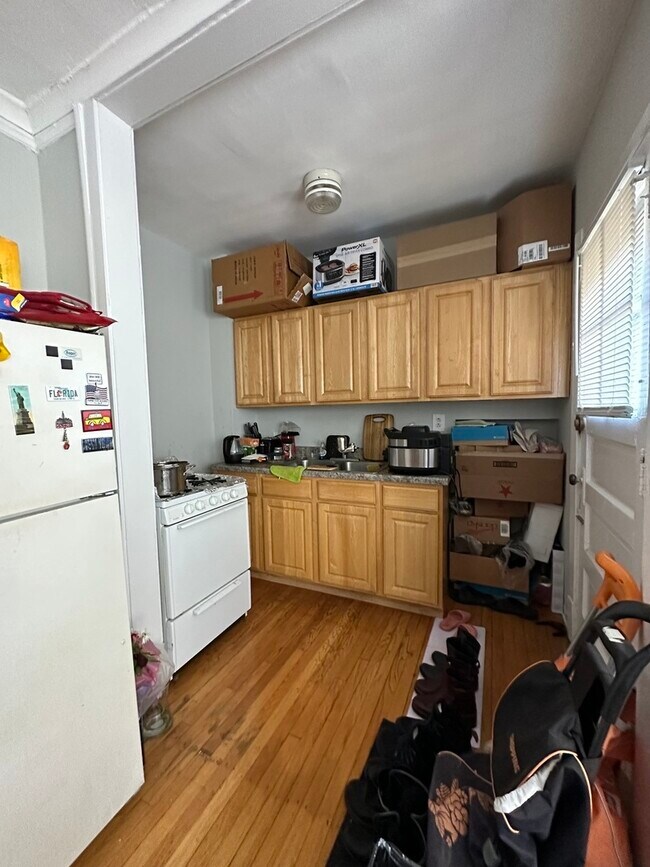 Foto del edificio - 1447 W Carmen Ave