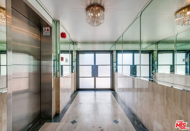 Building Photo - 2308 Schader Dr