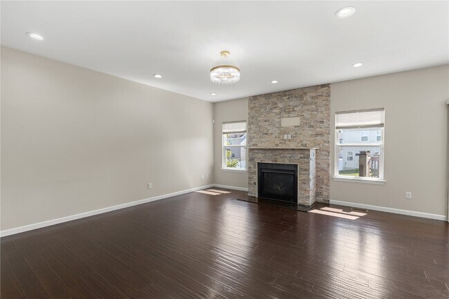 Foto del edificio - 184 Berry Manor Cir