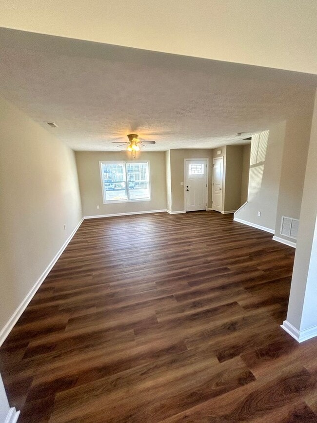 Foto del edificio - Town House For Rent