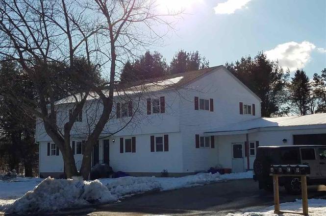 Primary Photo - 219 Green St