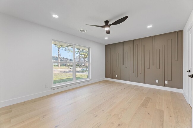 Foto del edificio - 12315 Barryknoll Ln