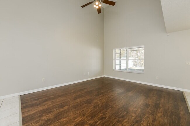 Foto del edificio - 1738 Sherbourne St