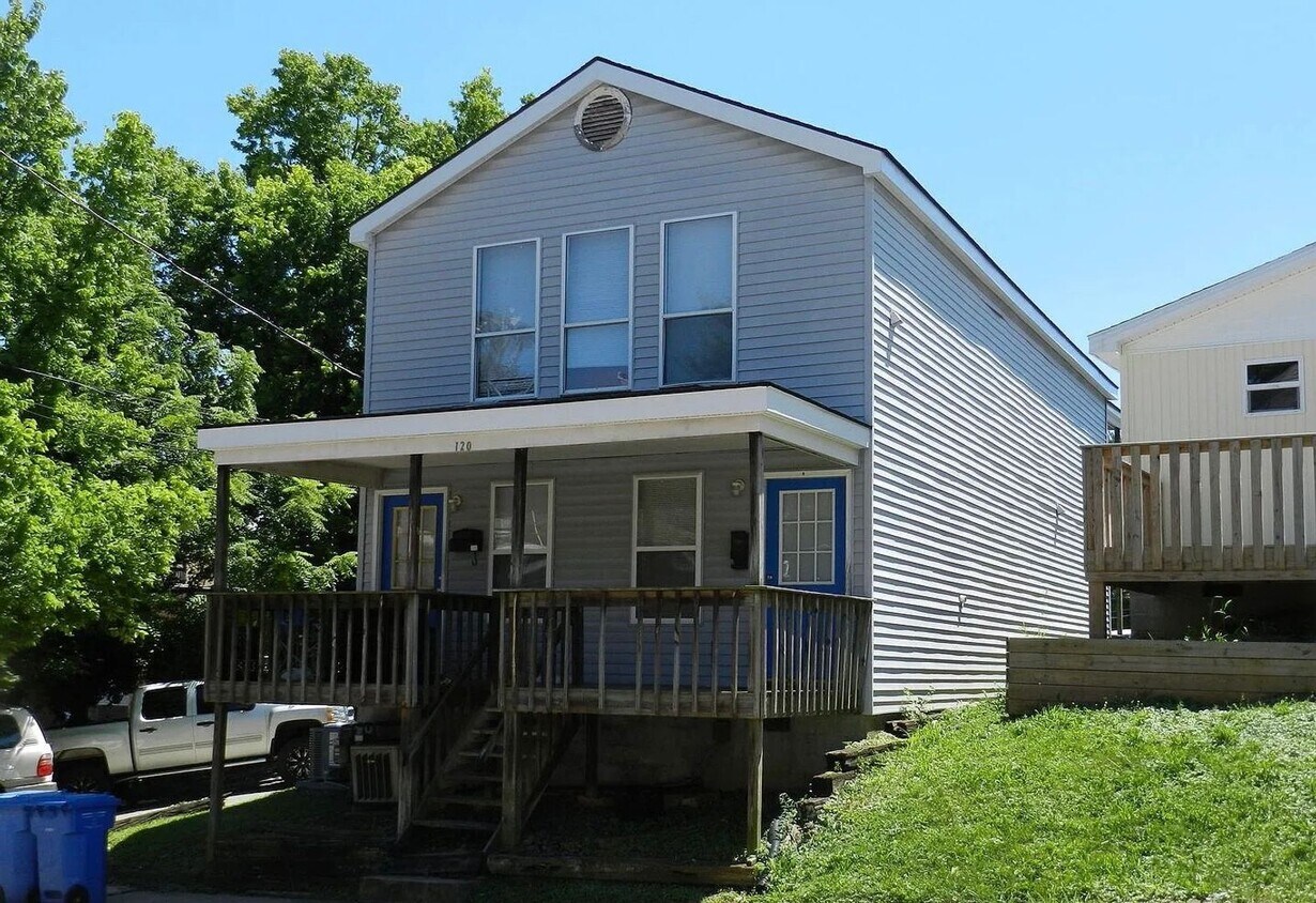 Foto principal - 2 Bedroom Near Law School!