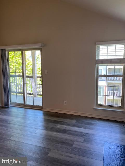 Building Photo - 3920 Penderview Dr
