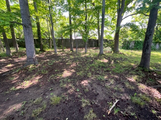 Building Photo - Remodeled High Point home! 3 Bedroom, 2 Ba...