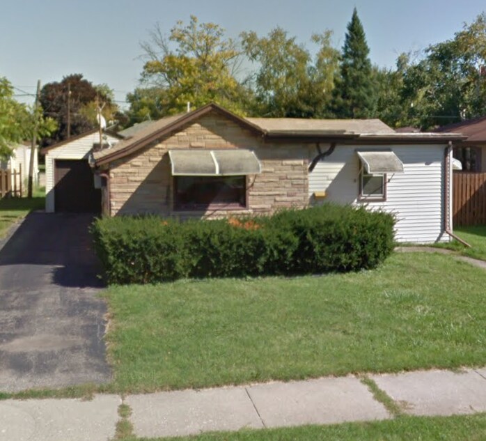 1626 Ontario St, Oshkosh, WI 54901 House for Rent in Oshkosh, WI