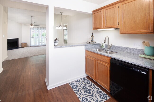 KITCHEN - Cloisters of Mount Holly Apartment Homes