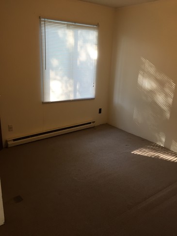 Building Photo - 114 Spring Forest Dr