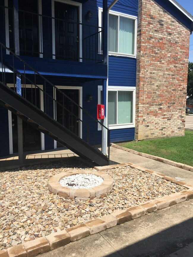 Foto del edificio - Hampshire Apartments