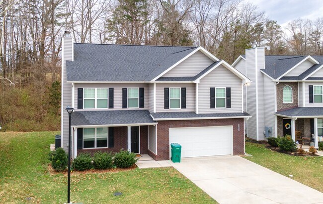 Building Photo - 5913 Rain Cloud Rd