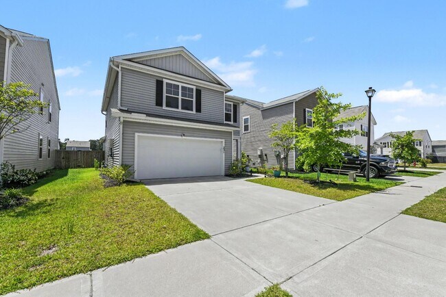 Foto del edificio - 231 Sweet Cherry Ln