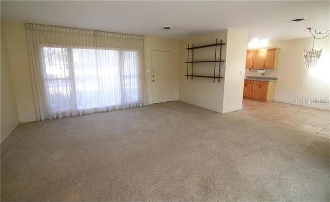 Foto del edificio - 264 Glen Oak Rd