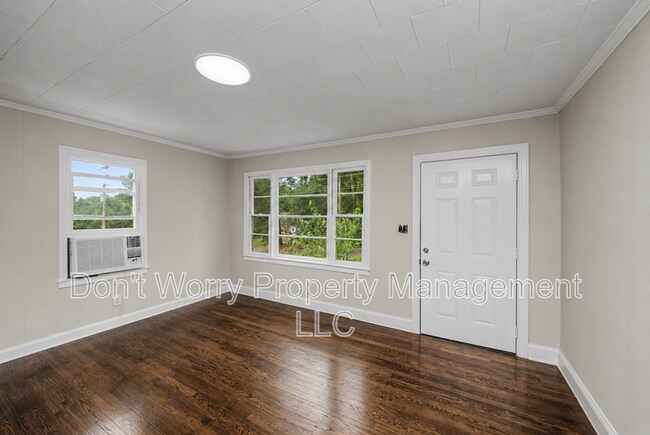 Foto del edificio - 1005 True Ln