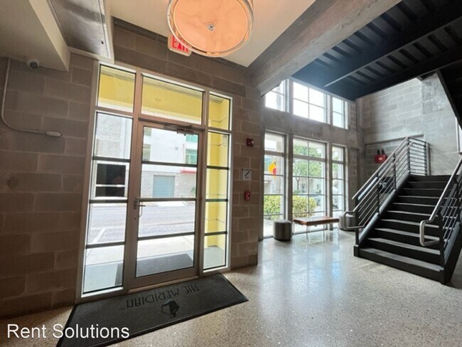 Foto del edificio - 1 br, 2 bath House - 1212 E Whiting St Uni...