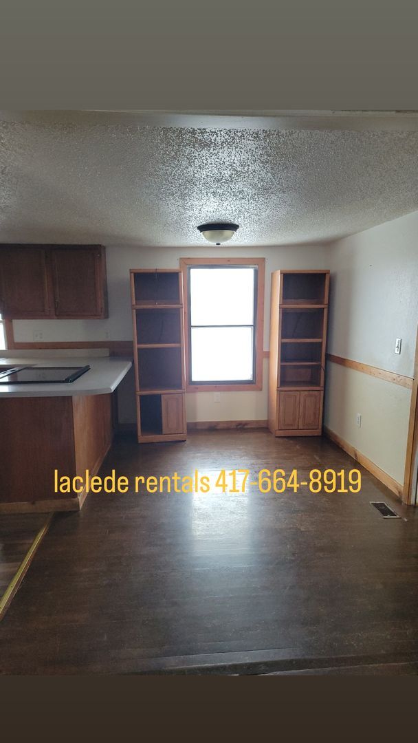 Building Photo - 3 bedroom 2 bathroom mobile home for rent