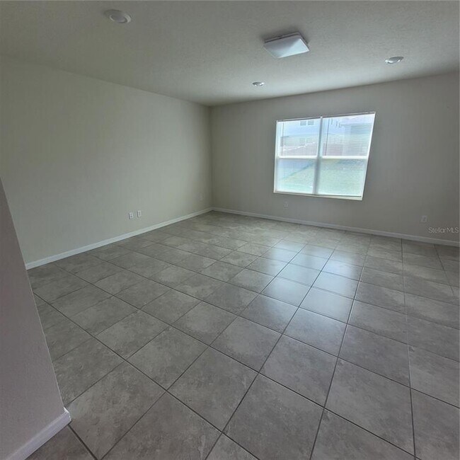 Building Photo - 1556 Aspen Ave