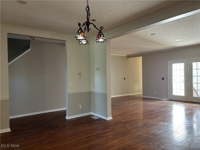 Foto del edificio - 8628 Chester Pkwy