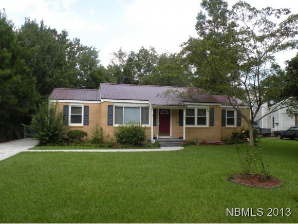 Foto principal - 108 Beaufort Dr