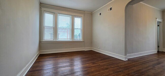 Foto del edificio - 901 N Leavitt St