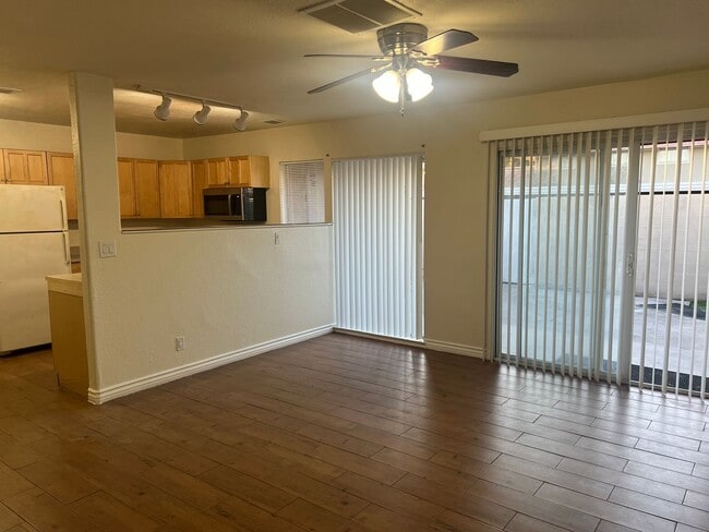 Building Photo - Ready for Move In -2 weeks free for immediate move in