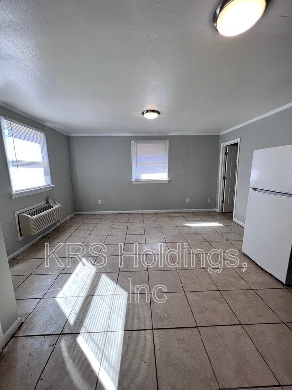 Foto del edificio - 2433 Alfalfa Ln
