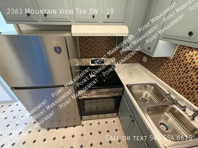 Foto del edificio - 2363 Mountain View Terrace SW