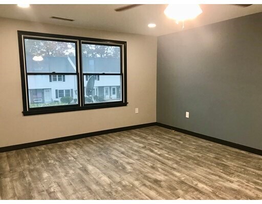 Foto del edificio - 11 Brandee Ln