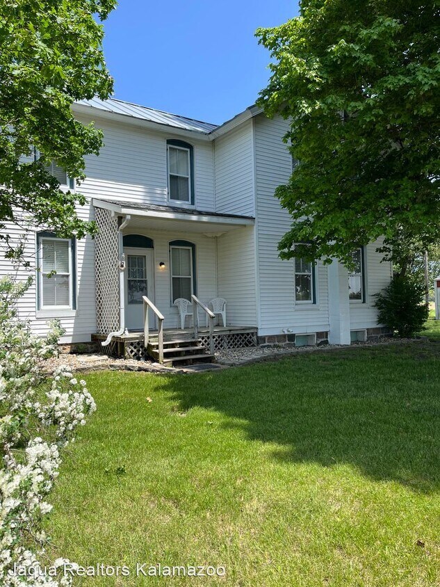 Primary Photo - 4 br, 2 bath House - 20300 Marcellus Road