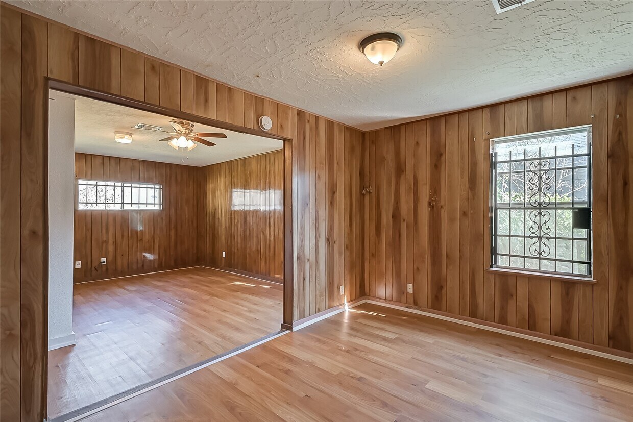 Foto del edificio - 4905 Brinkley St