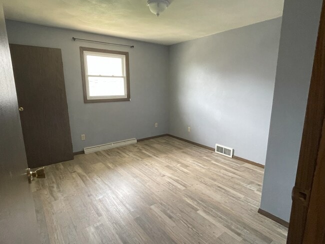 Building Photo - 2407 N Locust St