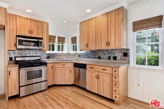 Foto del edificio - 11339 Albata St