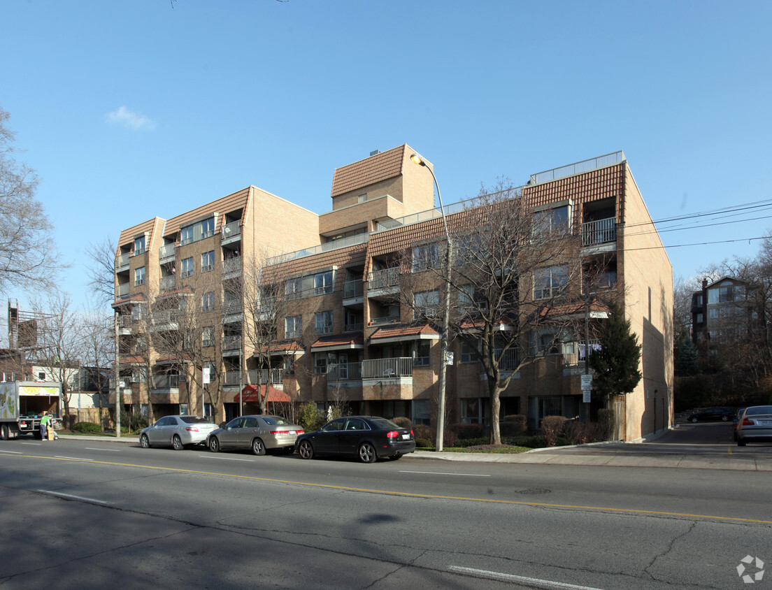 Primary Photo - Parkside