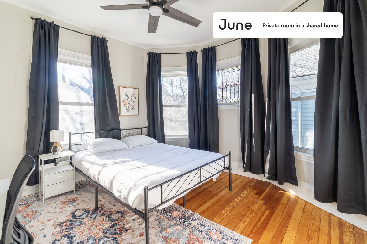 Private bedroom in 5 bed/2 bath Home - Private bedroom in 5 bed/2 bath Home