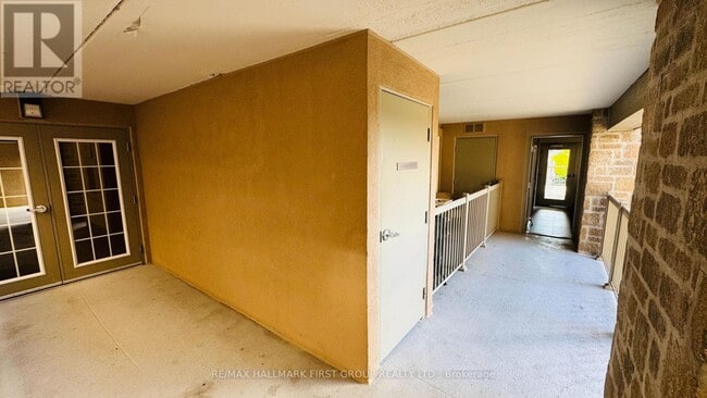 Building Photo - 1460 Bishops Gate