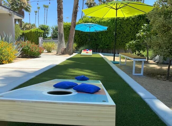 Building Photo - 1375 S Calle Rolph