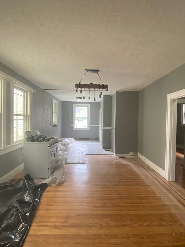 1832 Bonnycastle Ave, Louisville, KY 40205 House for Rent in