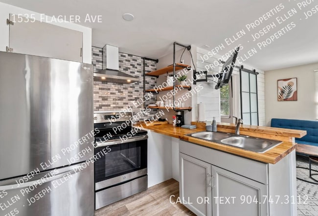 Foto del edificio - 1535 Flagler Ave