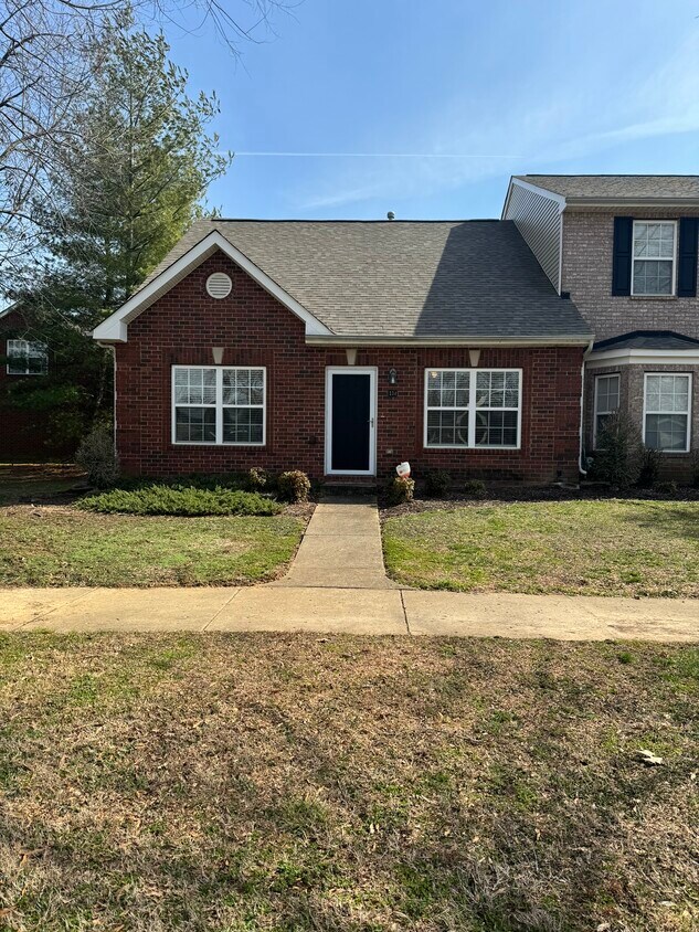 Primary Photo - 138 Alexander Dr