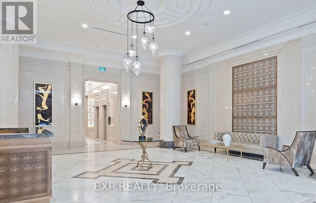 Photo du bâtiment - 30 Elm Dr W