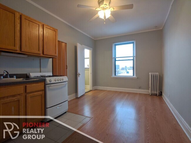 Foto del edificio - 3831 N Fremont St