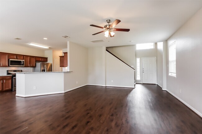 Building Photo - 18702 Walden Glen Cir