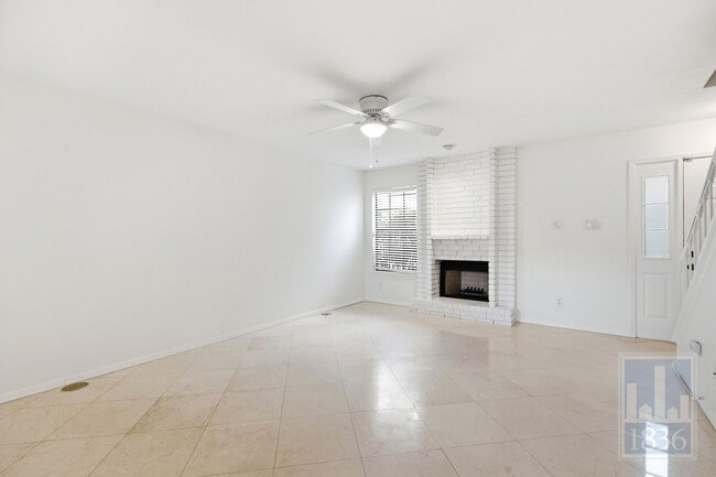 Building Photo - 8400 Jamestown Dr