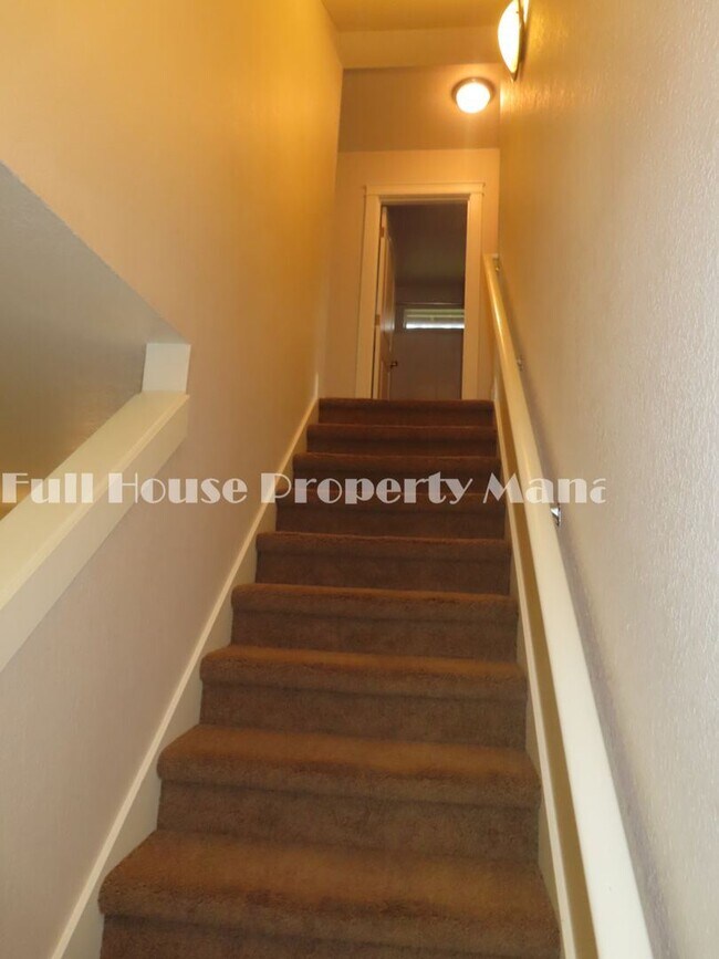 Foto del edificio - 3 br, 2.5 bath House - 2121 Smithoak St.