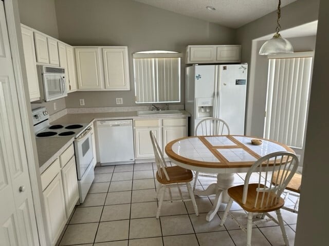 Building Photo - 4522 Oakbrook Ct