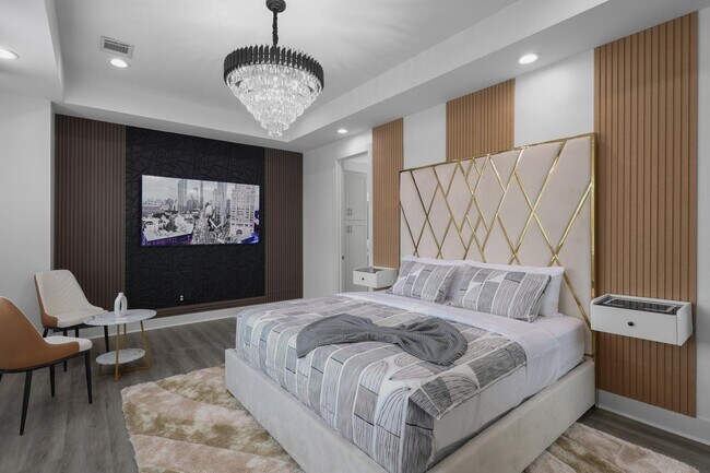 Foto del edificio - 6415 Bowling Green St