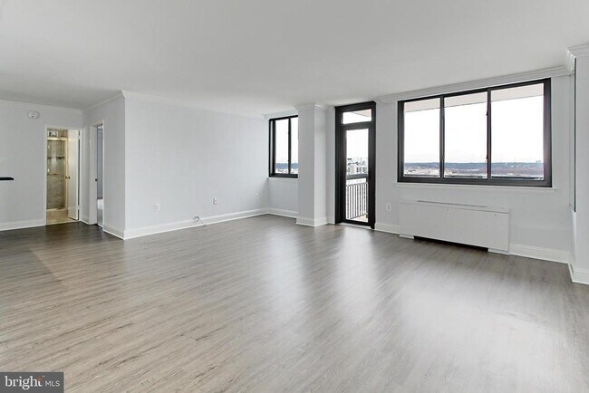 Foto del edificio - 801 N Pitt St